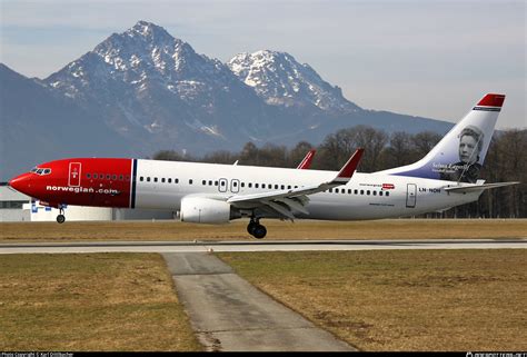 LN NOH Norwegian Air Shuttle Boeing 737 86N WL Photo By Karl