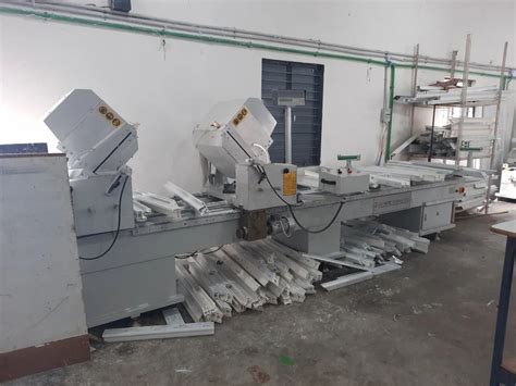 Automatic Aluminium Window Double Head Corner Crimping Machine