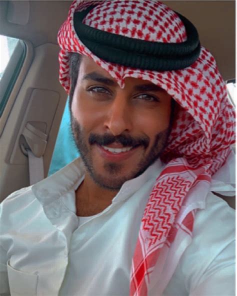 Pin On Kuwaiti Men