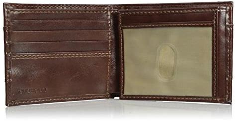 Dockers® Men's Bifold 'Traveler' Wallet