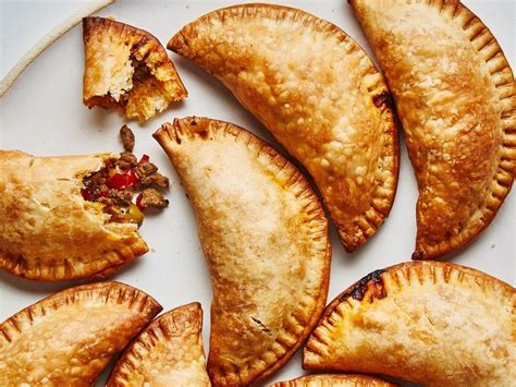 Chicken Empanada Recipe Dominican | Recipe Loving