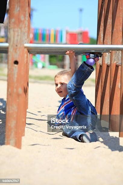 어린이 놀이 어린이 및 작업 게임하기 놀기에 대한 스톡 사진 및 기타 이미지 놀기 놀이 모션 Istock