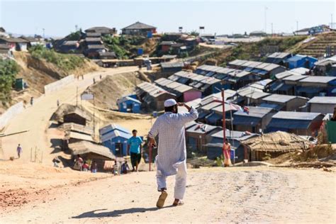 Contraception in Rohingya refugee camps , News, La Trobe University