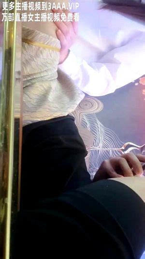 Watch 中国直播超淫荡的白丝制服小妹全程露脸大秀直播女神颜值互动撩骚道具抽插白虎骚穴 中国 人妻 少妇 Porn SpankBang