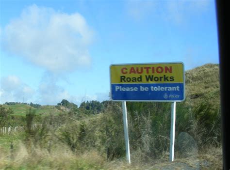 photographing New Zealand: roadside signs