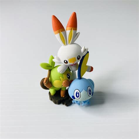 Pokemon TCG Sword Shield Collection Figures Grookey Scorbunny Sobble