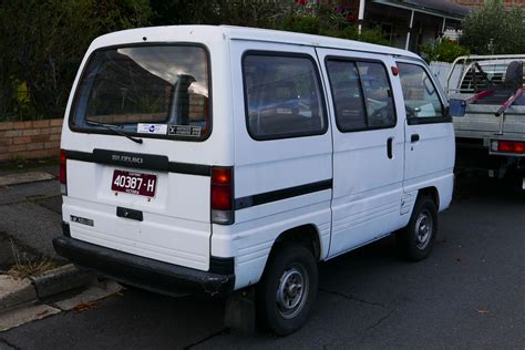 File:1988-1990 Suzuki Super Carry (SK410) TX van (2015-06-03) 02.jpg ...