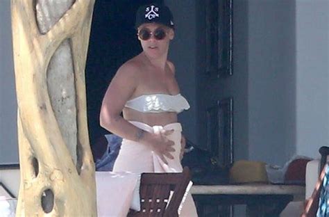 Finally Some Pink Bikini Pics Thblog