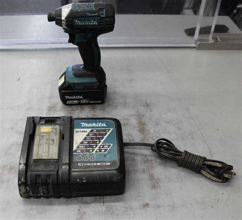 Makita 18v Xdt11 Cordless 14 Impact Driver Drill 18 Volt Lxt Set Ebay