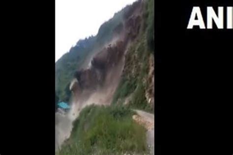 Himachal Manglad Bagvat Road Closed After Massive Landslide The