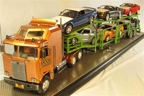 Internet Modeler Amtrevell 125 Kenworth Auto Transporter