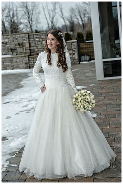 Jewish Wedding Dresses Best 10 - Find the Perfect Venue for Your ...