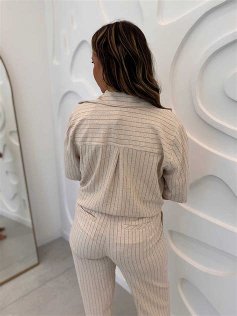 CAMISETE STRIPE LINHO RISCA NUDE REF IP LIZÁLI