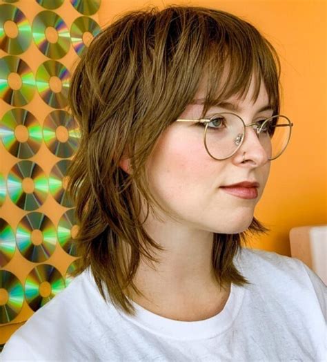 Embrace The Female Mullet A Trendy Guide To Edgy Haircuts For Women In