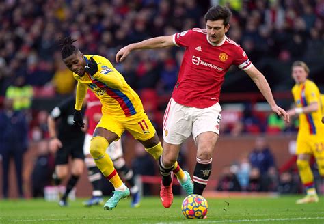 Manchester United Simpose De Peu Contre Crystal Palace Premier