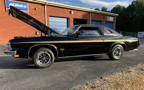 Oldsmobile Hurst Olds Barn Finds