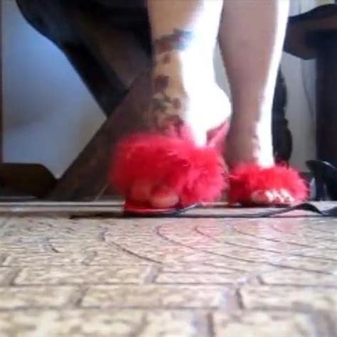 Rainha Dourada Wearing Marabou Slippers And Whip Porn B6 XHamster