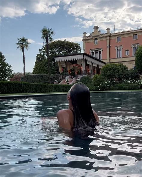 Irina Shayk Shows Off Her Extremely Toned Physique In A Black Bikini While On Vacation I Love