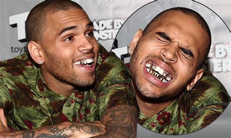 Chris Brown Shows Off His Gold Grillz During Meet And Greet With Fans Daily Mail Online