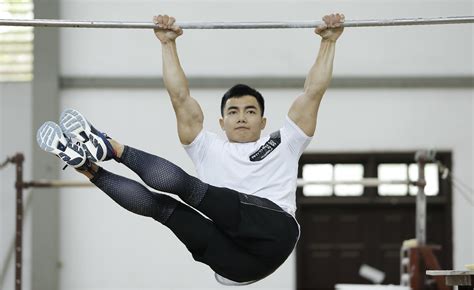 Hot boy TDDC Phạm Phước Hưng 6 tuổi sang Trung Quốc tập huấn 2 lần bạo bệnh tưởng giã từ sự