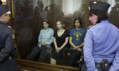 Pussy Riot üyelerine şer yıl ceza Dünya Haberleri CNN TÜRK