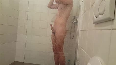 Naakt Spelen Met Kontje En Aftrekken In De Douche Pornhub Gay