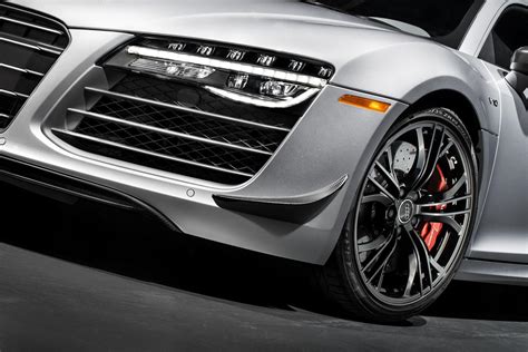 Audi R8 Competition Hits 199 Mph The Fastest Audi Ever Autoevolution