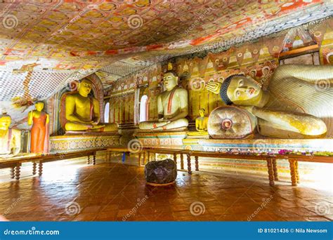 Templo Budista Da Caverna Dambulla Sri Lanka Foto De Stock Imagem