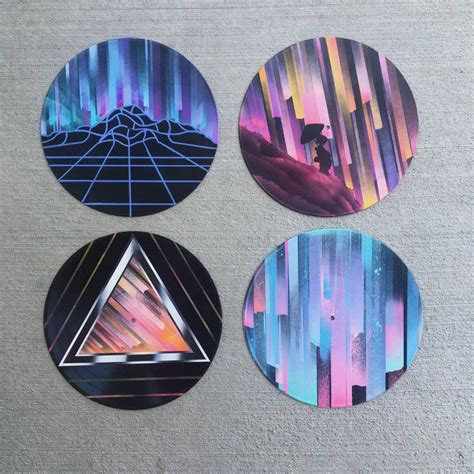 These painted Vinyl records | Vinyl art paint, Vinyl art, Vinyl paintings