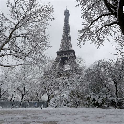 Heavy snow shuts down Eiffel Tower weeks after abnormal rainfall soaked ...