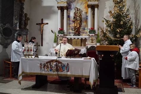 Pasterka w kościele filialnym w Konotopie Parafia Kolsko