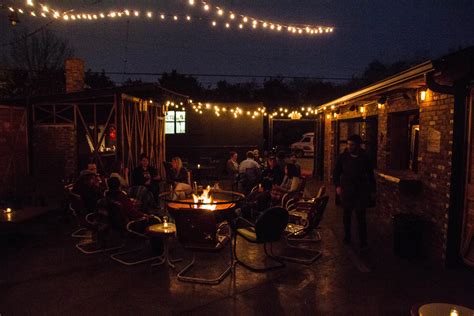 Nashville's Indie Scene: Best Bars & Venues In Nashville, Tennesse