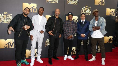 'Straight Outta Compton' cast slyly calls out Academy at MTV Movie Awards