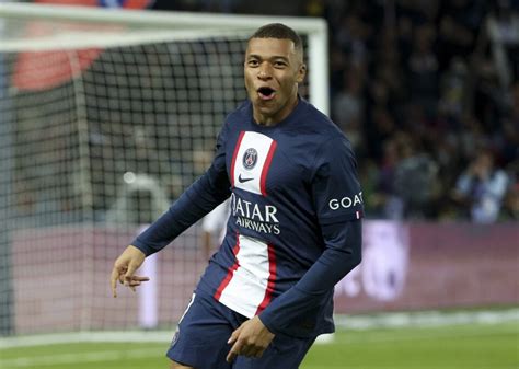 Kylian Mbappé Offered More Than 1 Billion Dollar A Year Saudi Contract