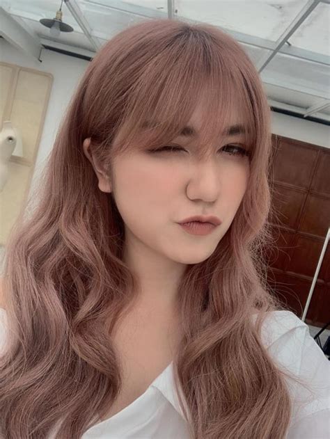 Sau nhiều năm ở ẩn hot girl bộ sát thủ An Japan lột xác với phong cách cá tính như gái Tây