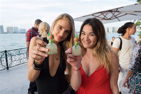 Urban Decay Naked Heat Launch Party Catering Star Island