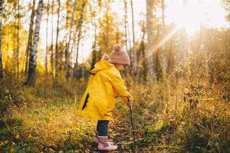 Feeling Connected To Nature Makes Children Happier Too