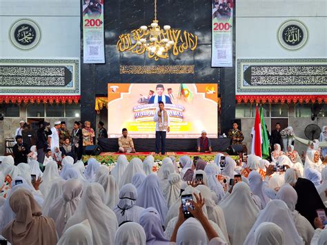 Ribuan Jemaah Padati Halal Bihalal Dan Tabligh Akbar Lombok