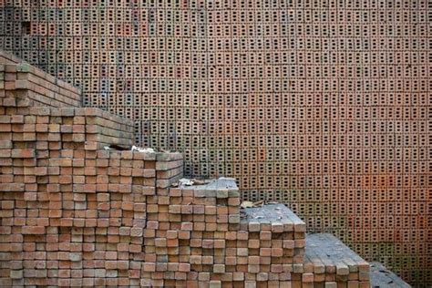 Brick Wall Construction Stock Photos, Images and Backgrounds for Free ...