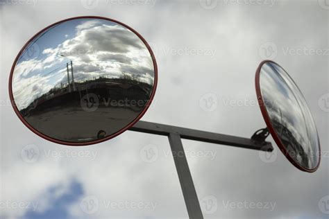 Round mirror in parking lot. Mirror for observation. 9276314 Stock ...