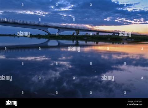 Elbe Bridge Muhlberg Hi Res Stock Photography And Images Alamy