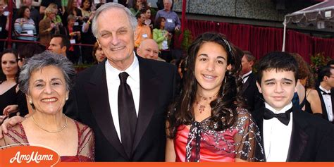 Time 8 Alan Aldas Heartbreaking Moment With Grandkids Reveals Hidden Depths In A Beloved Actors Heart