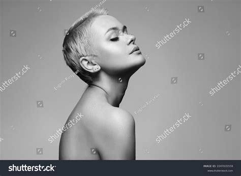 Thousand Short Hair Nude Royalty Free Images Stock Photos