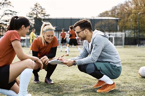 Preparador F Sico O Entrenador Personal Las Diferencias Ceac