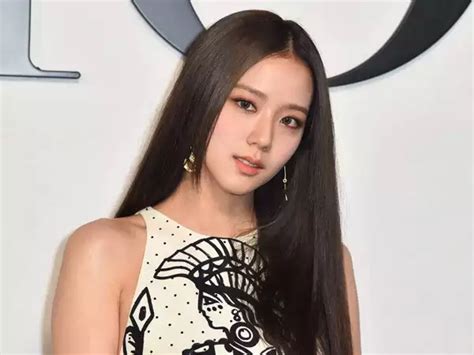 Blackpink’s Jisoo signs with brother’s agency for solo activities ...