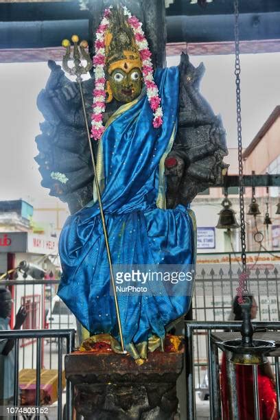 23 Tirupparankunram Murugan Temple Stock Photos, High-Res Pictures, and ...