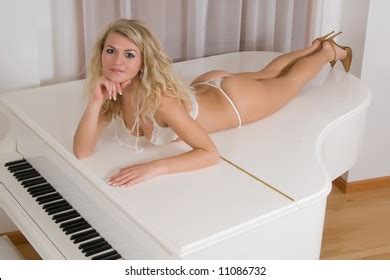 2 Hundred Nude Piano Royalty Free Images Stock Photos Pictures Shutterstock