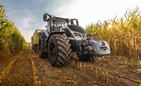 Valtra Q Serie Mit 230 Bis 305 PS Vorgestellt Landwirt Media