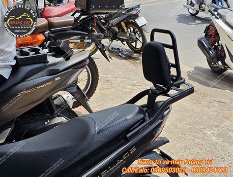 Trọn bộ baga sau Givi SR và baga tựa lưng Vespa có nệm dành cho xe