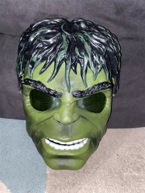 HASBRO MARVEL AVENGERS The Incredible Hulk Light Up Mask 2008 Cosplay